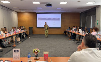 El Viceministerio de Turismo y Fontur lideraron en Medellín el Comité Regional de Turismo con autoridades, gremios, empresarios, academia y Cámaras de Comercio. Crédito foto: Bureau de Medellín.